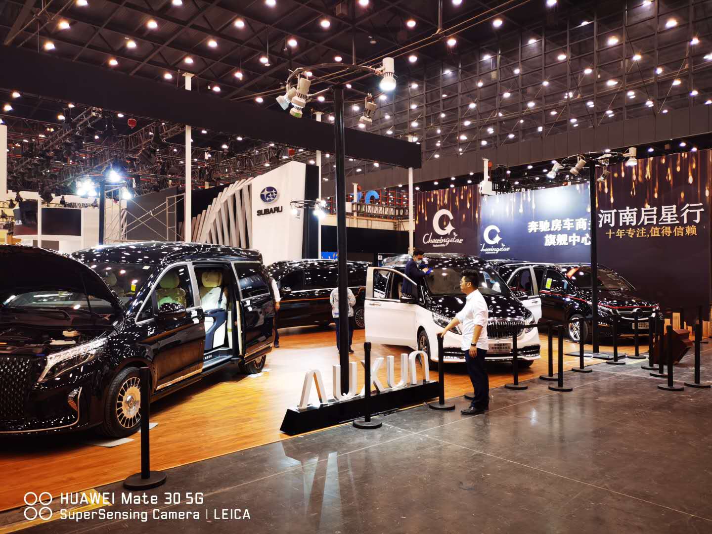 鄭州車(chē)展鄭州道清搭建200平汽車(chē)展臺(tái)圖